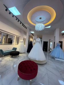 Esra Gelinlik - Moda Evi