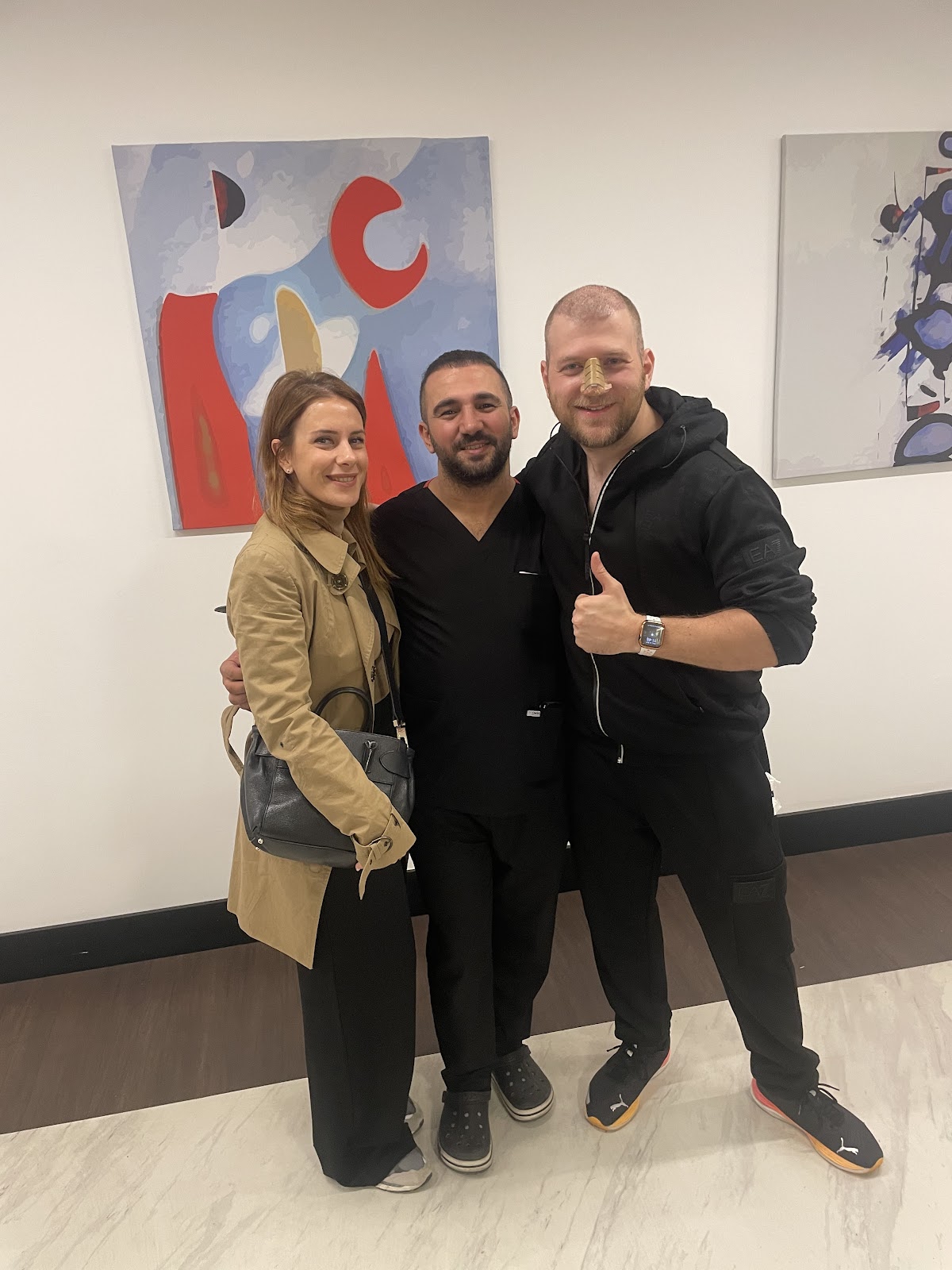 Ahmet Tosun Saç Ekimi (The Hair Clinicc) Logo