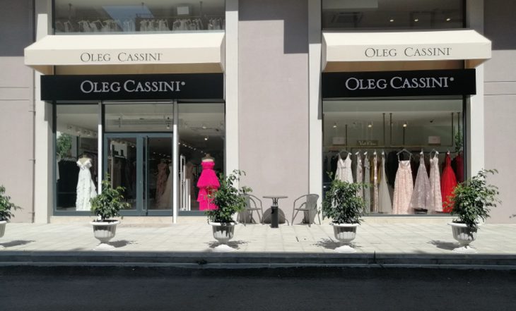 Oleg Cassini Logo