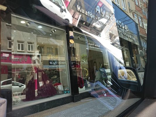 Ayaz Moda