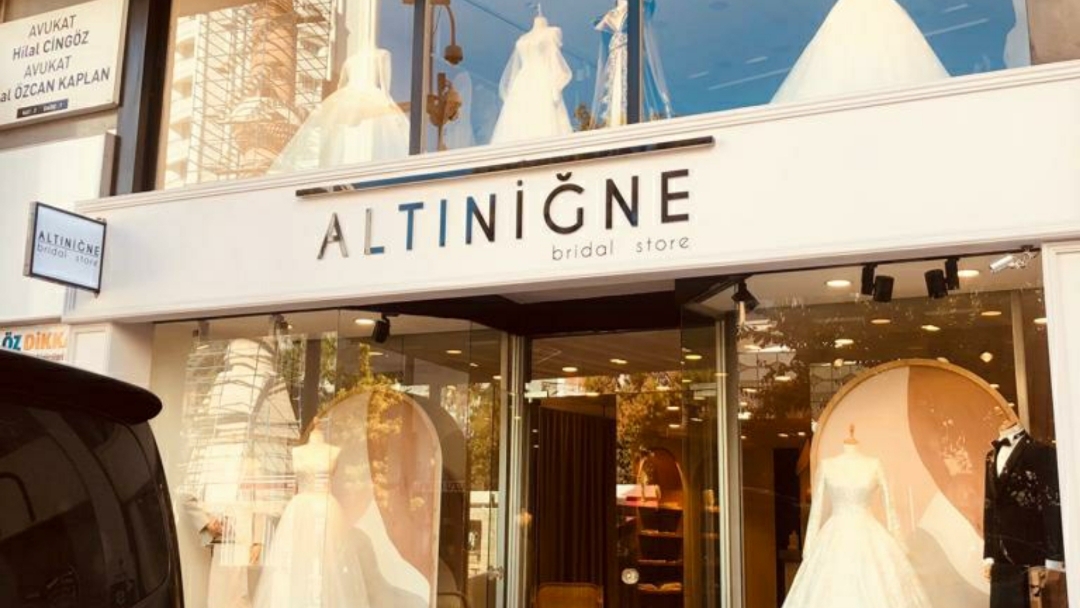 Altıniğne Gelinlik Logo