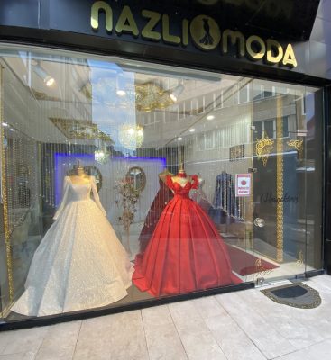 Nazlı Moda