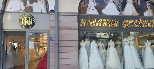 Nisanur Gelinlik