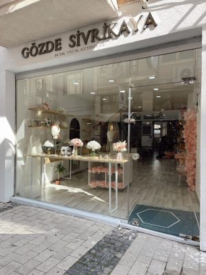 Gözde Sivrikaya Bridal Accessories