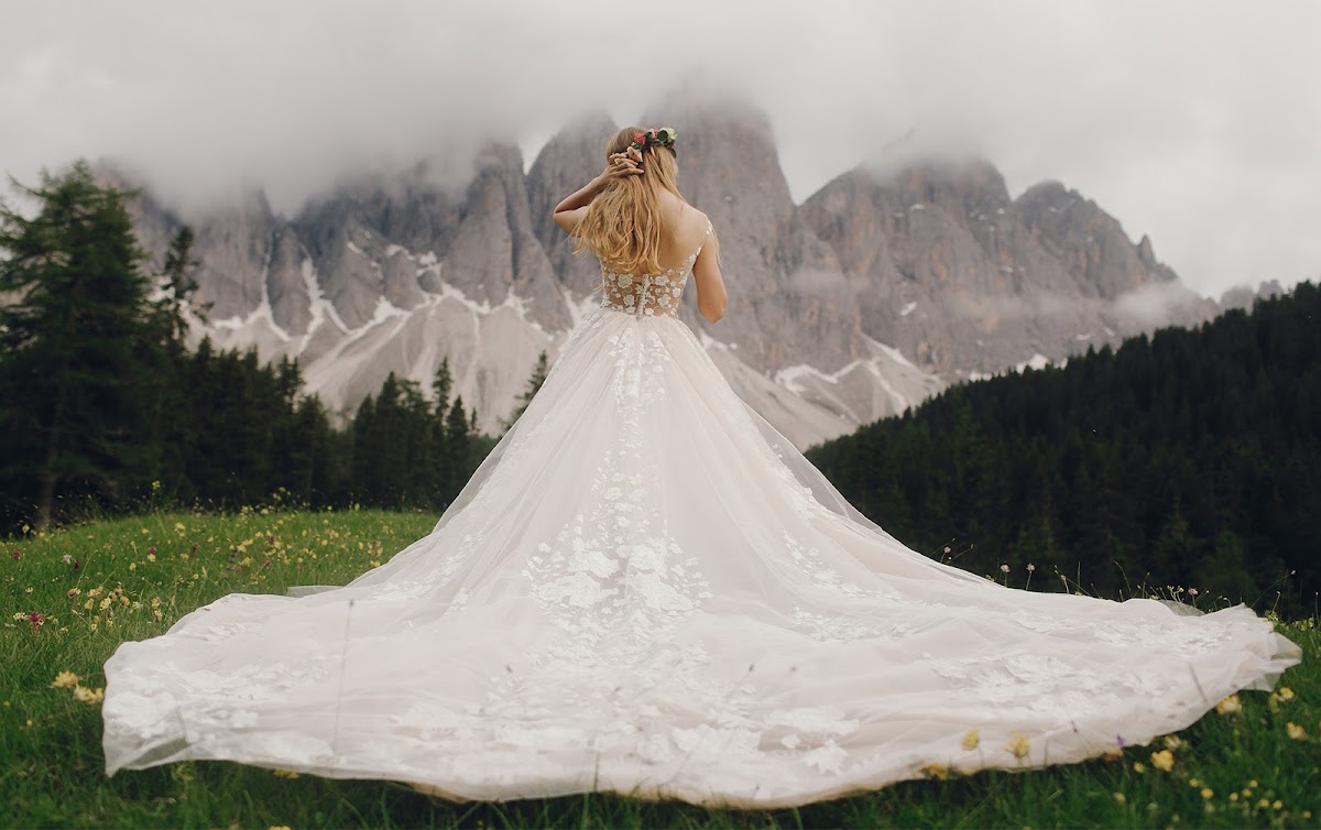 Denizli Gelinlik Hera Sposa Logo