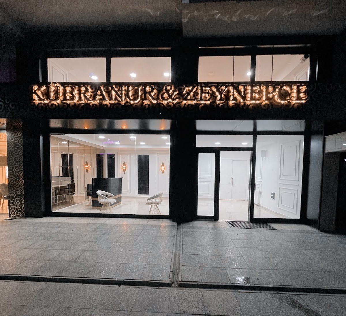 Kübranur Zeynepce Logo