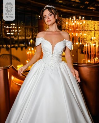 AYLA UĞUR GELİNLİK