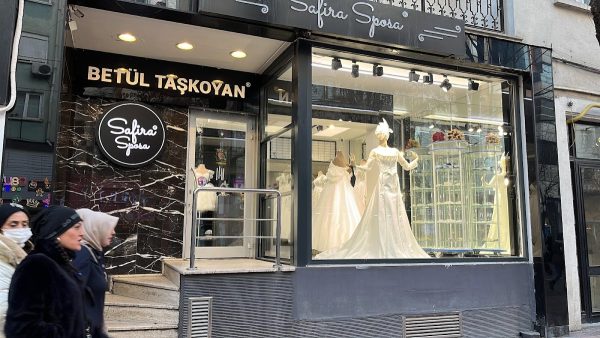 SAFİRA SPOSA