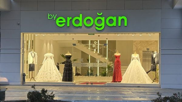 By Erdoğan Gelinlik
