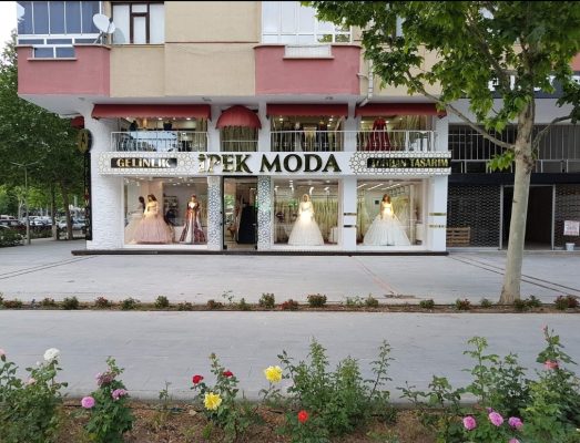 İpek Moda Gelinlik ve Gelinbaşı