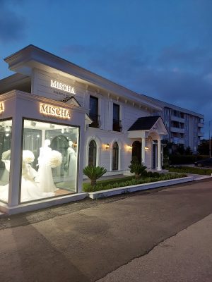 Mischa Wedding House