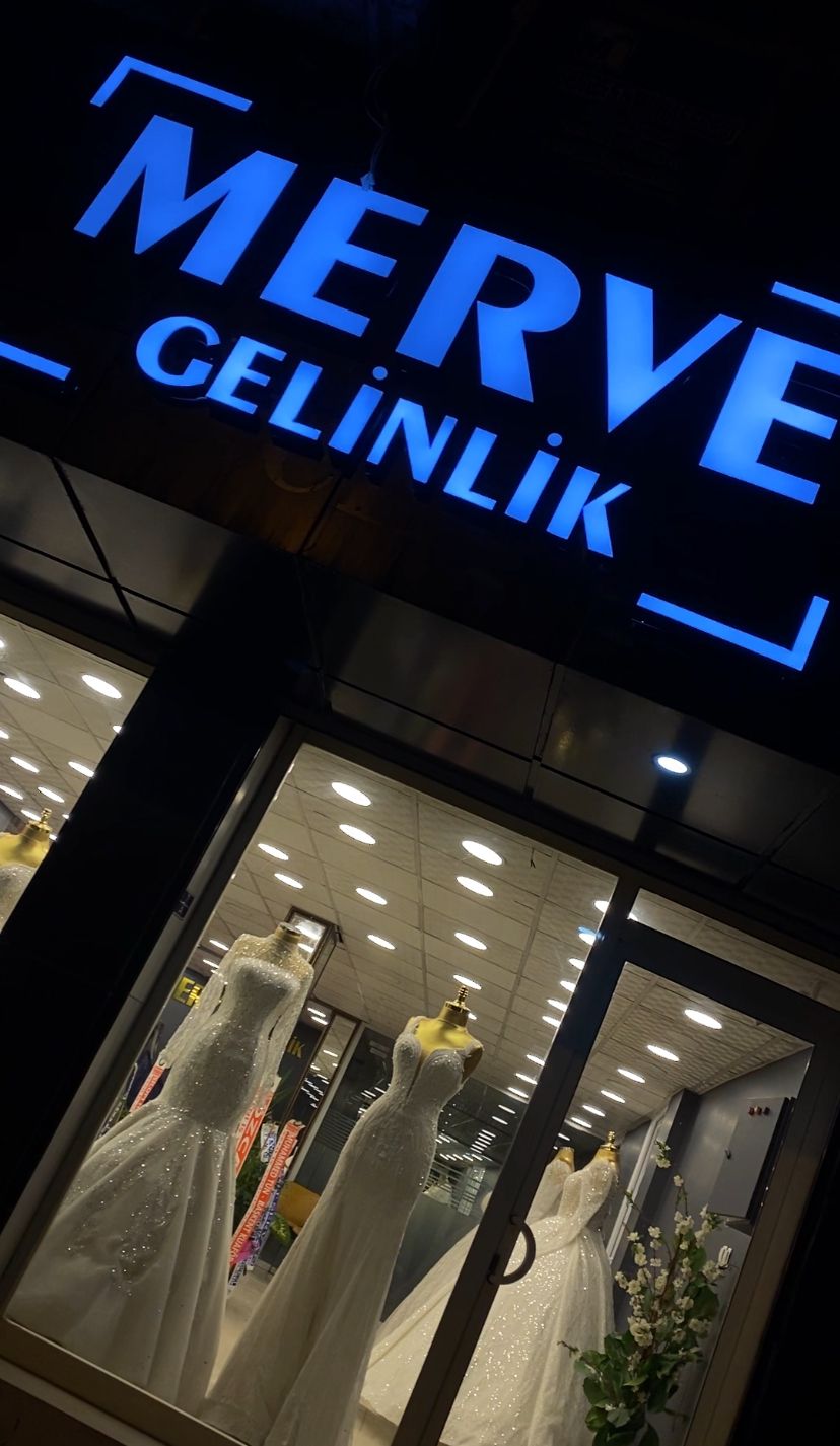 MERVE GELİNLİK Logo
