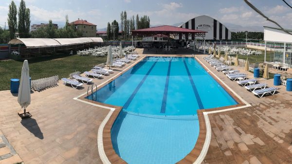 Nirvana Havuz ve Kır düğünü