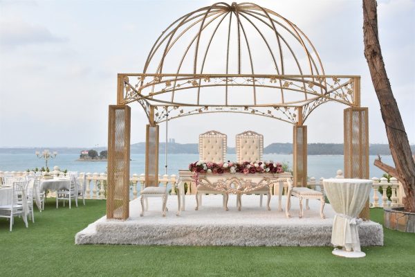Beyaz Saray Adana Tesisleri