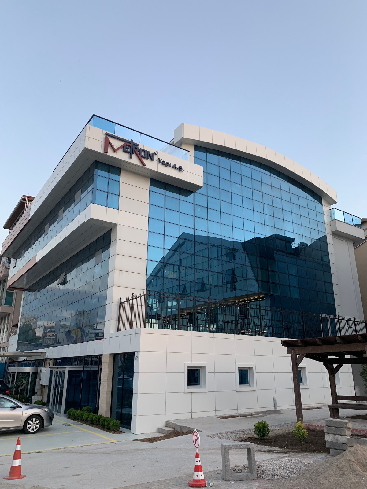 Metron Yapı A Ş Logo