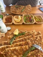 Nefiis Etli Ekmek
