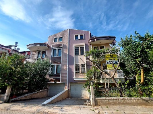 Uydukent Emlak ( Afyon )
