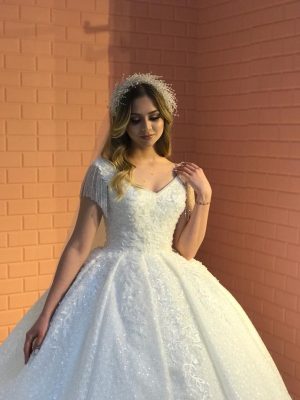 MELİK ÖZEL GELİNLİK MAĞAZASI