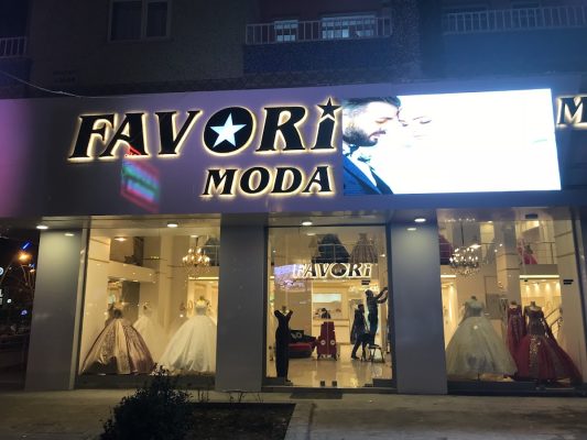 FAVORİ MODA EVİ