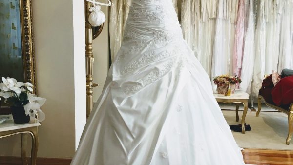 Şafak Gelinlik ve Moda Evi-Atelier