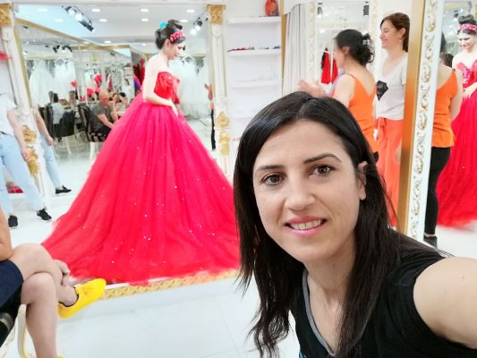 İPEK GELİNLİK VE MODA EVİ