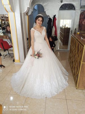 Aygül KuaföR & Abiye Gelinlik Moda Evi