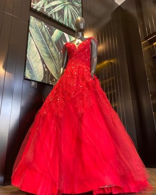 Konya Huuu Gelinlik, Nişanlık, Tesettür Abiye, Tesettür Gelin Başı & Tuğba Köprülü Haute Couture