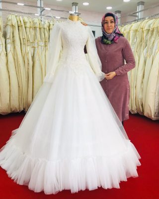 İpek Moda Gelinlik ve Gelinbaşı