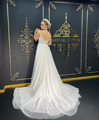 Kristal Zarina Samsun Moda Evi ve Kuaför