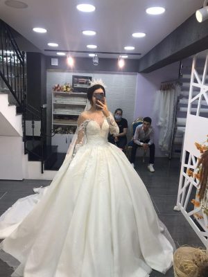 Naz Gelinlik & Moda Tasarım