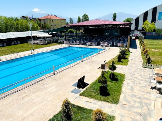 Nirvana Havuz ve Kır düğünü