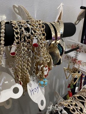 SUZYY BOUTIQUE