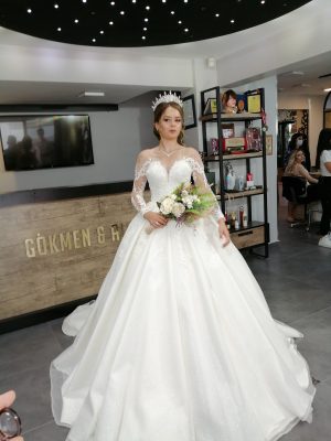 Naz Gelinlik & Moda Tasarım