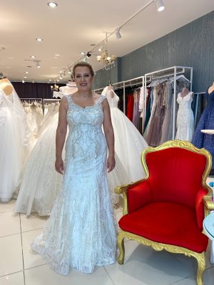 MERAL MODA GELİNLİK & ABİYE HÜRRİYET ŞUBE
