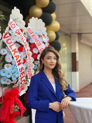 Yıldız Kuaför Gelinlik & Güzellik Merkezi