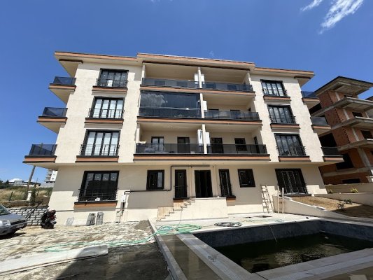 Üst Yapı İnşaat Yaşam Vadi Evleri