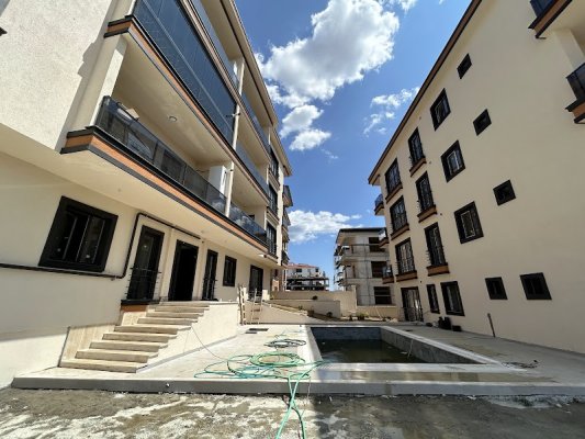 Üst Yapı İnşaat Yaşam Vadi Evleri